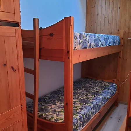 公寓 Casa Penia 2 *